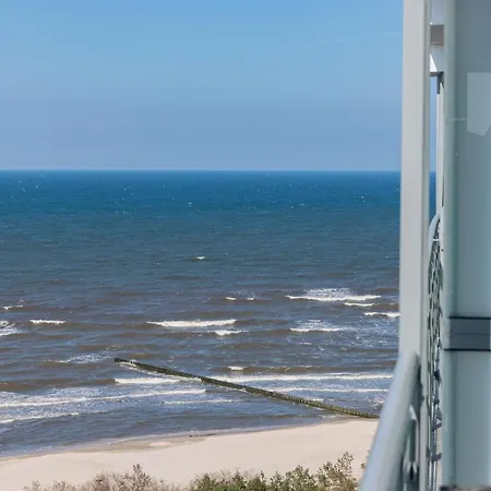 Sea View Porta Mare By Renters Prestige Apartment