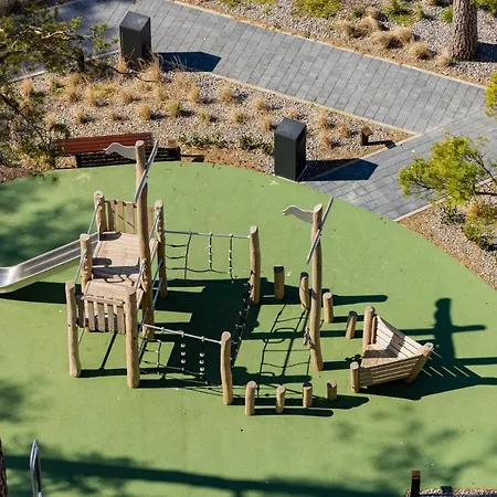 Sea View Porta Mare By Renters Prestige