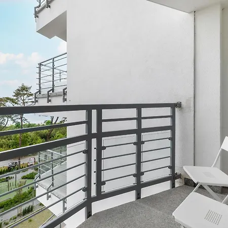 Sea View Porta Mare By Renters Prestige