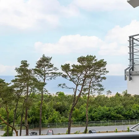 Sea View Porta Mare By Renters Prestige