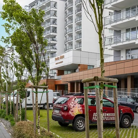 Sea View Porta Mare By Renters Prestige Apartment *